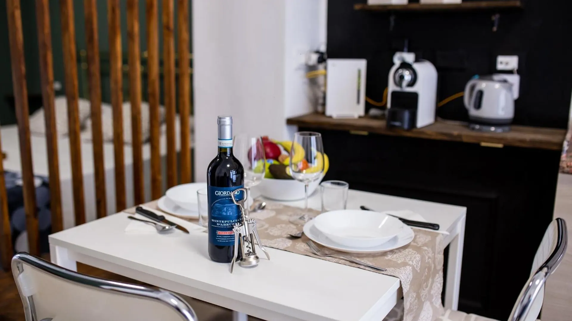 Bologna Travel Suite דירה
